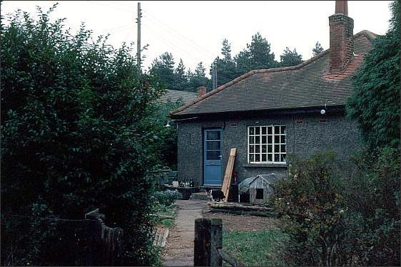 cottage.JPG